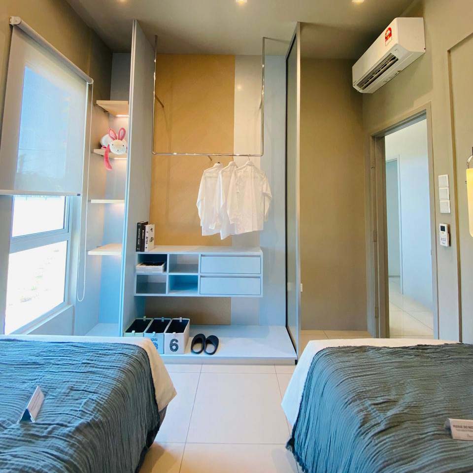 photo_6217296251855161132_y